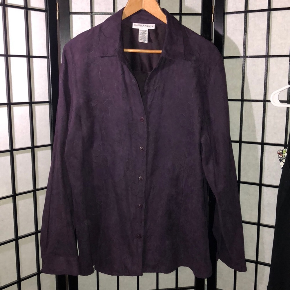 SAG HARBOR , XL button down fitted shirt/jacket.​